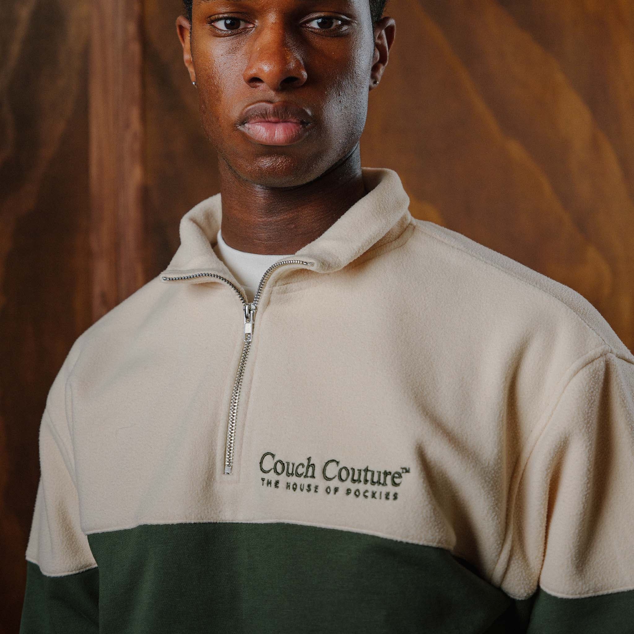 Daniel: 186CM/6'1/80KG wearing size L.