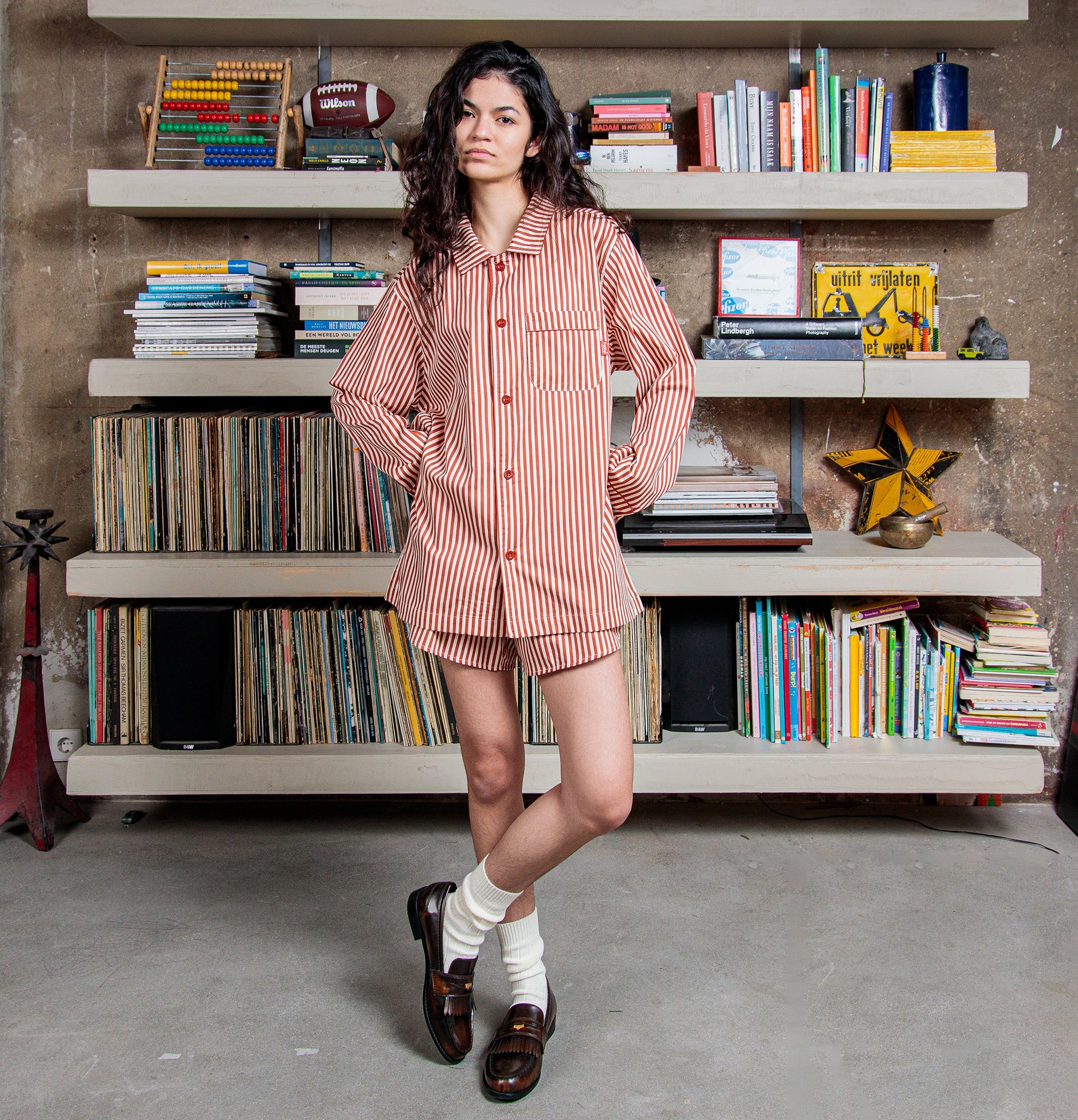 Lois: 172CM/5'8 wearing size M.