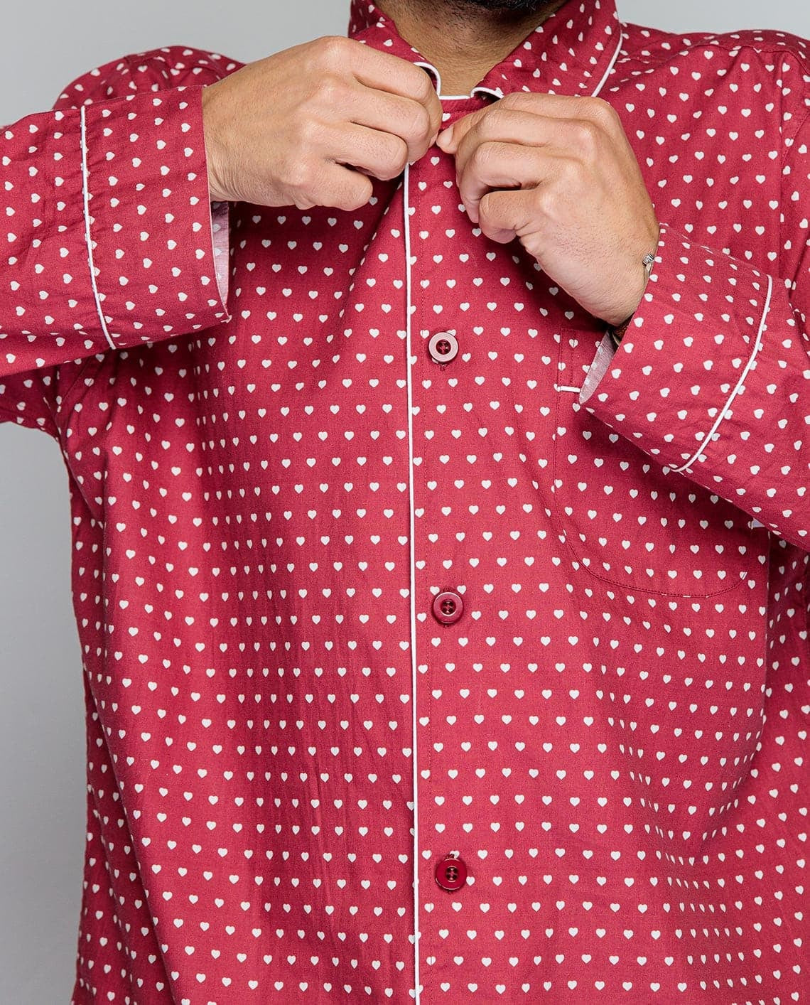 Onkie: 178CM wearing size M.